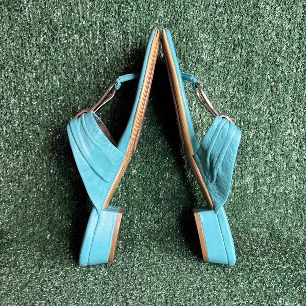 Sofft Leather‎ Hardware Low Wedge Slip On Thong Sandals Turquoise Womens Size 10